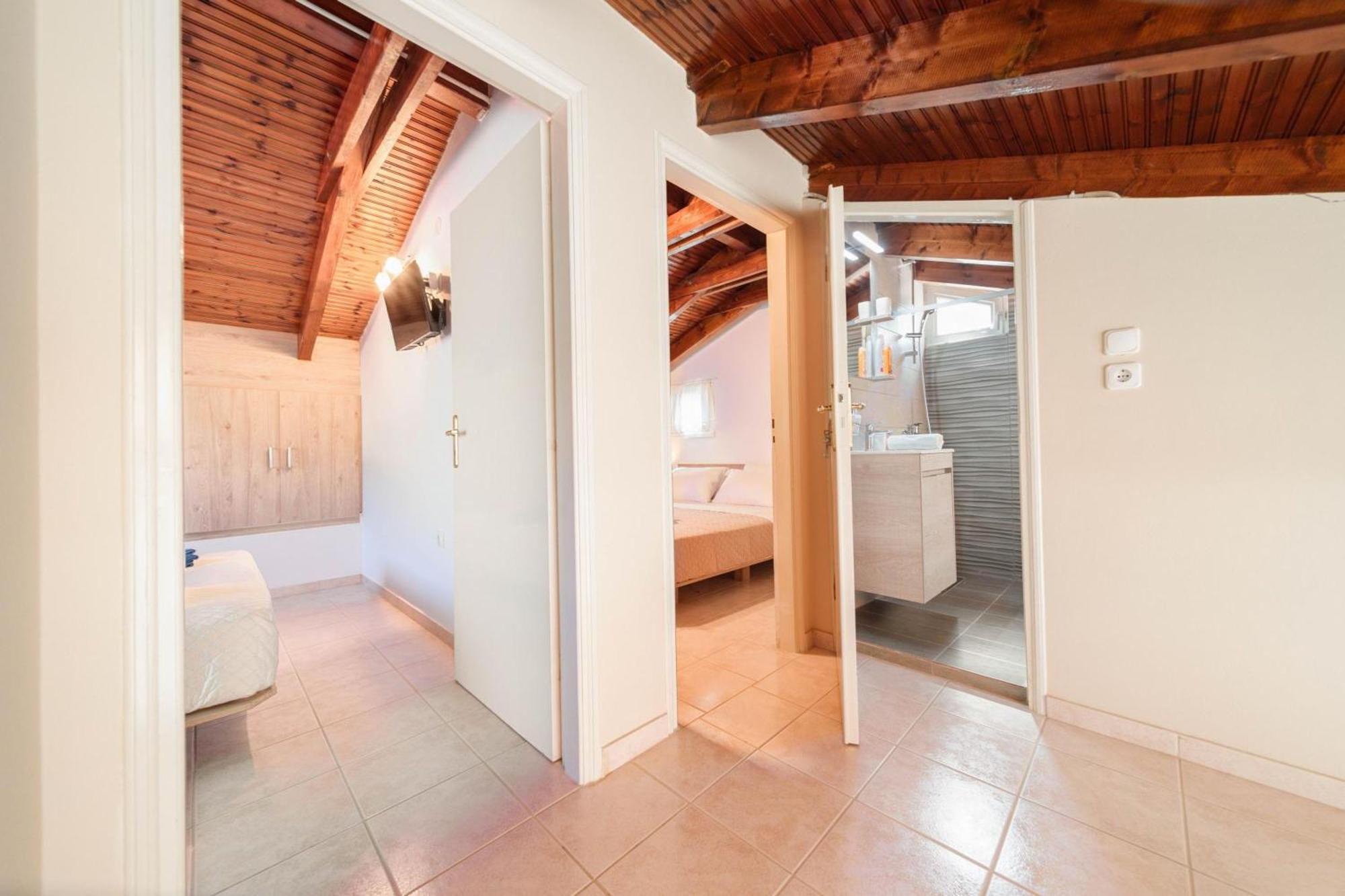 Iphigenia Apartments At Katelios Bagian luar foto
