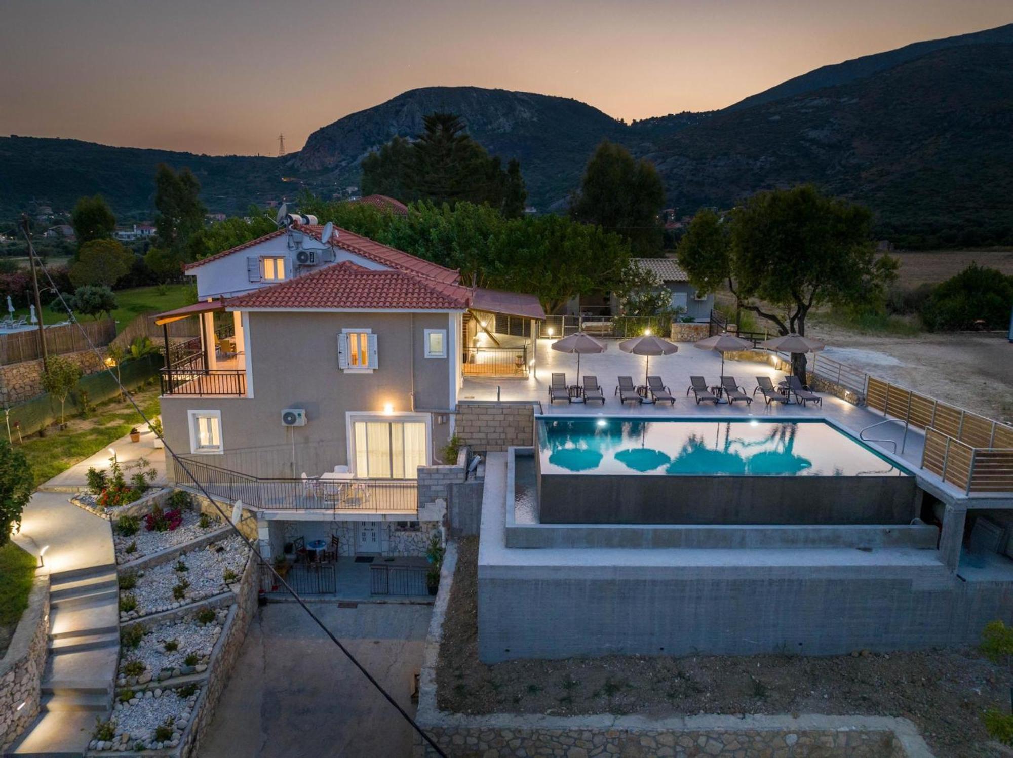 Iphigenia Apartments At Katelios Bagian luar foto